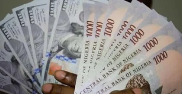 Naira appreciates to N1,598.72/$