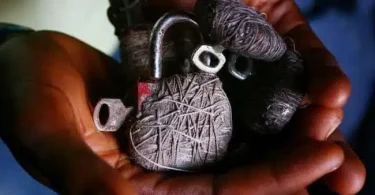 Man allegedly ties girlfriend’s womb with native charm after cheating with ex