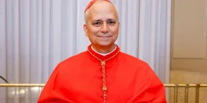 BREAKING: American Robert Francis becomes new pope
