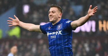 Manchester United Win Race For Liam Delap Amid Premier League Interest