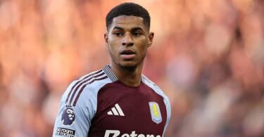 Barcelona intensify pursuit of Marcus Rashford after Deco meets agent in transfer talks