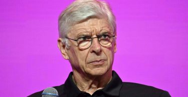 UCL: Wenger disagrees with Arteta after Arsenal lost 2-1 to PSG