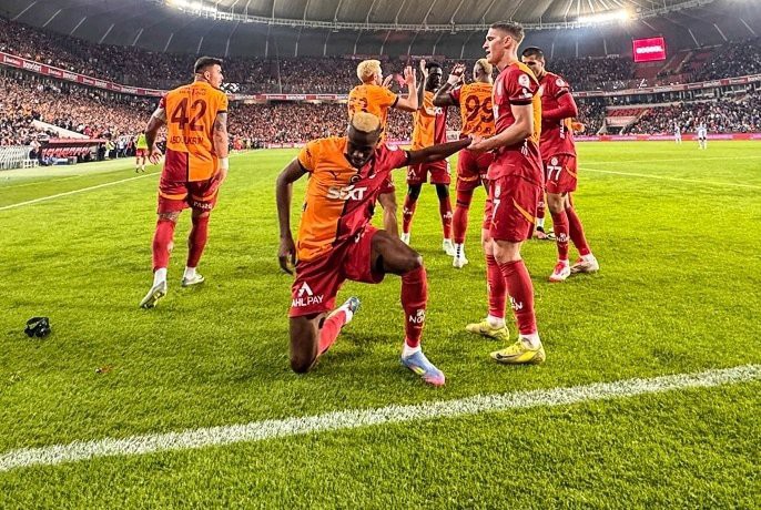 Victor Osimhen Helps Galatasaray Win 2024-2025 Turkish Süper Lig