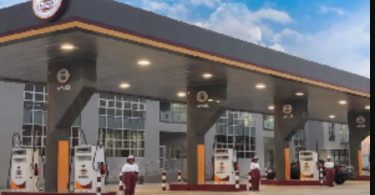 Filling stations selling Dangote petrol drop fuel prices