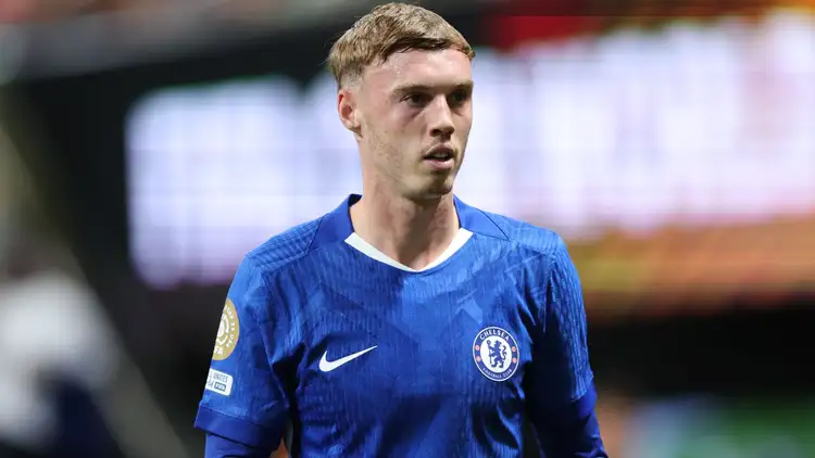‘Bored’ Cole Palmer told what to do by Enzo Maresca