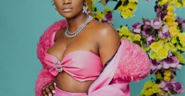 Stop Calling My Child Duduke – Simi Warns Nigerians